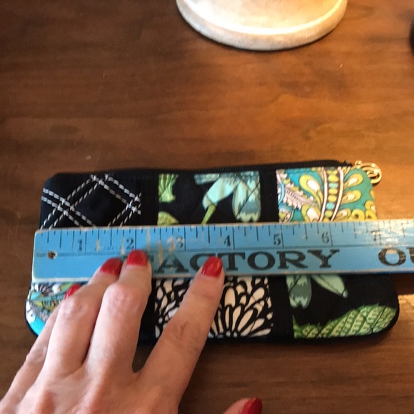 Authentic Vera Bradley Sunglasses/Credit cards & Money/Cosmetics Bag. - Picture 9 of 10